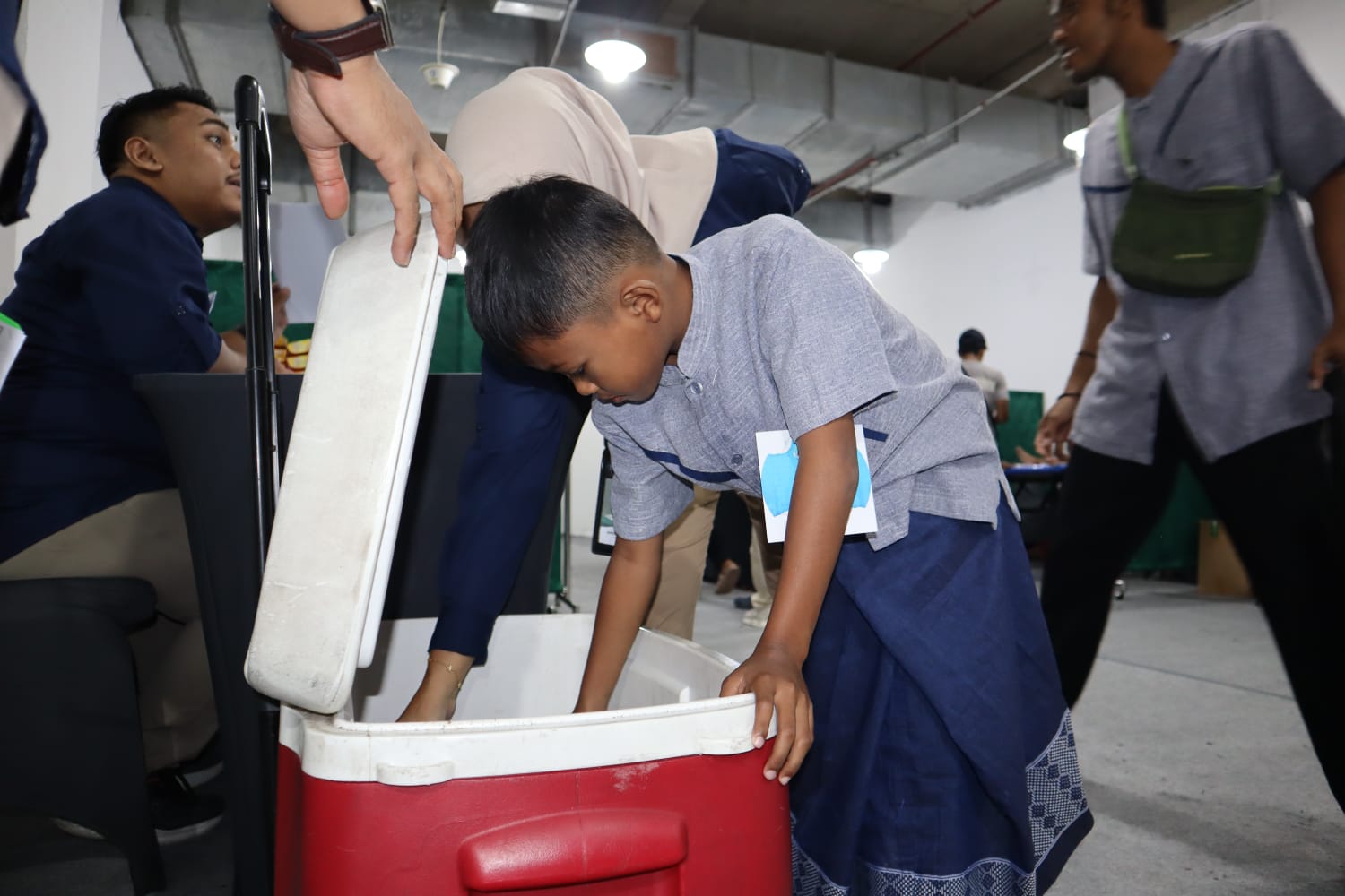 GRESSMALL PERKUAT PERAN SOSIAL LEWAT KHITAN MASSAL GRATIS