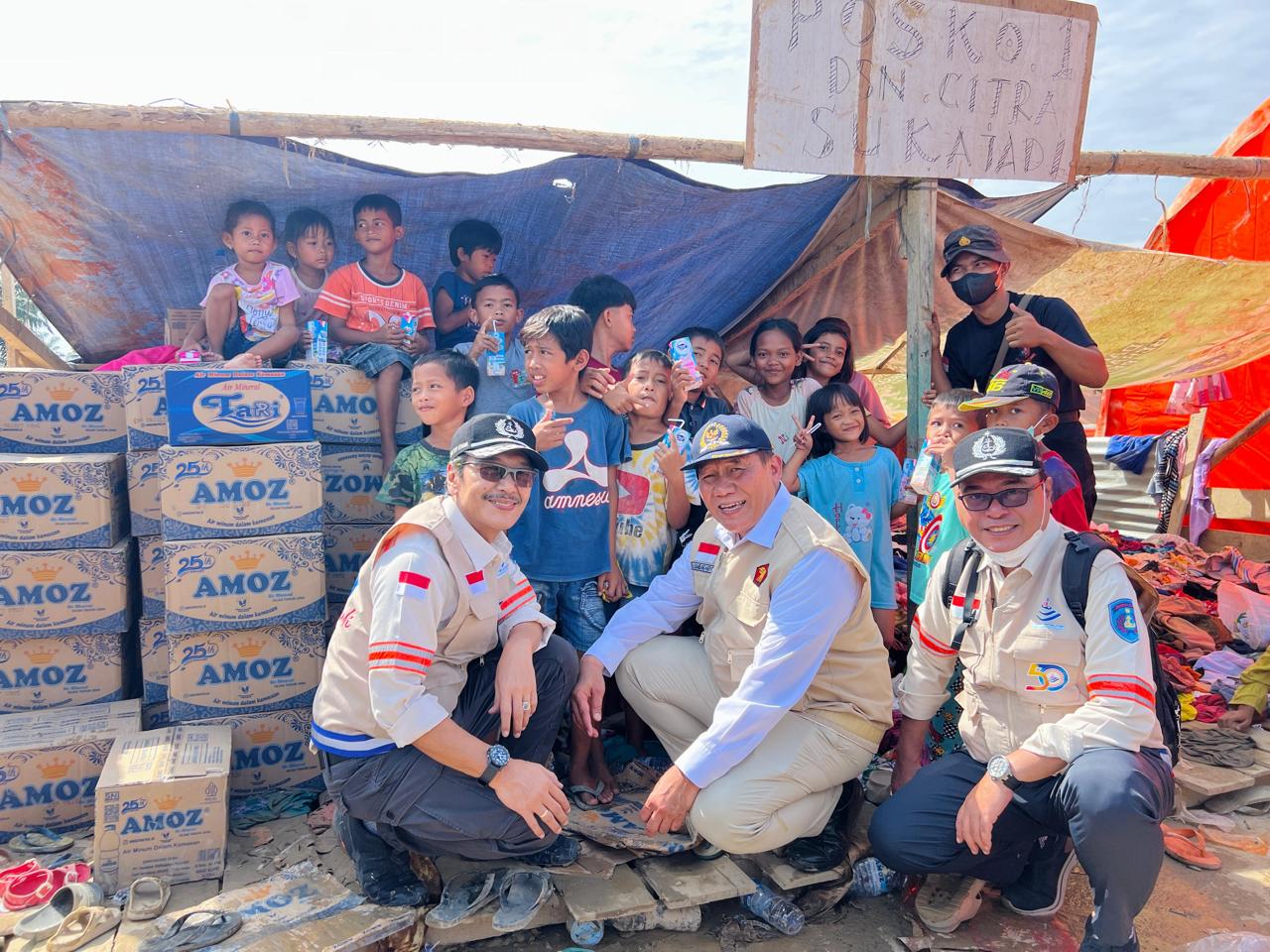 PT DLU HOLDING DAN MITRA DHARMA BERSAMA BHS PEDULI MENYALURKAN BANTUAN KEMANUSIAAN