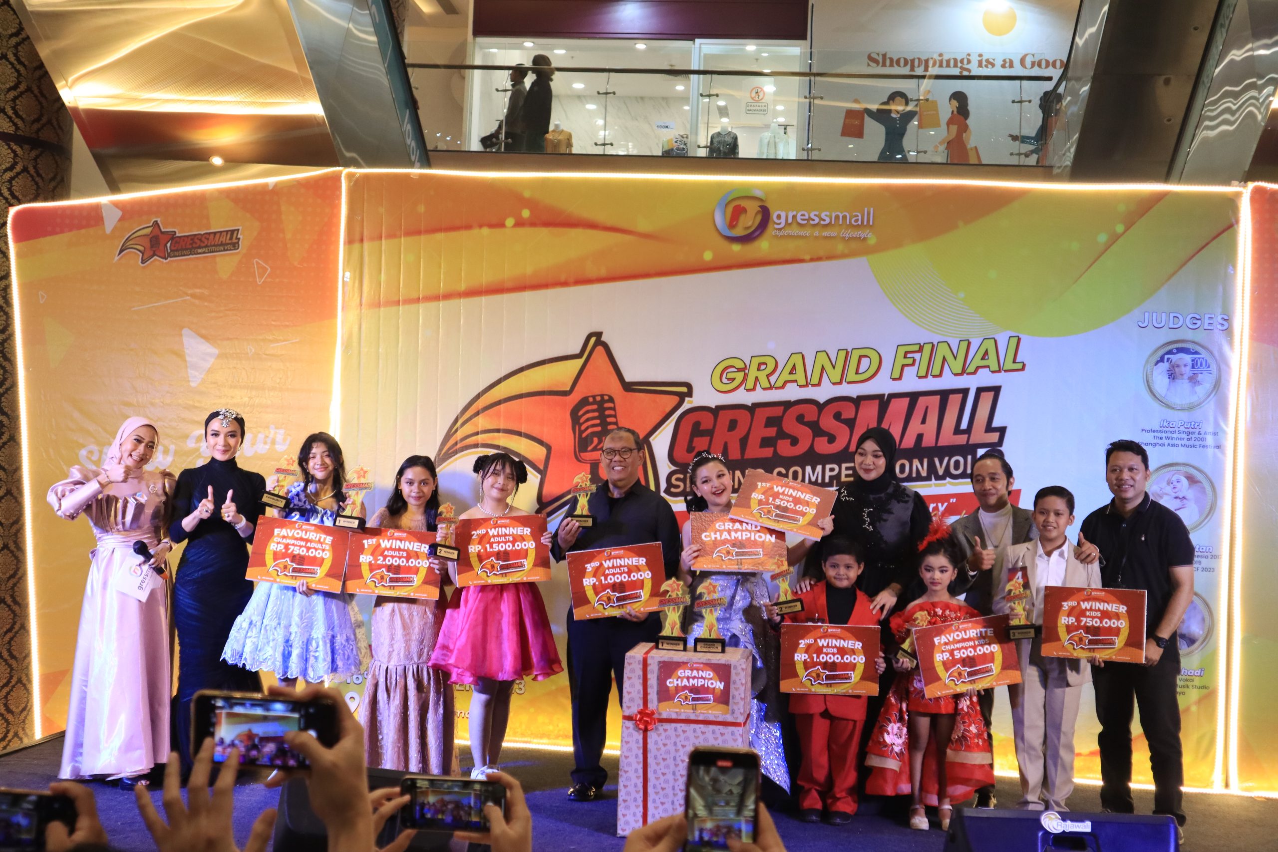 GRESSMALL KEMBALI LAHIRKAN BINTANG LEWAT AJANG KOMPETISI MENYANYI