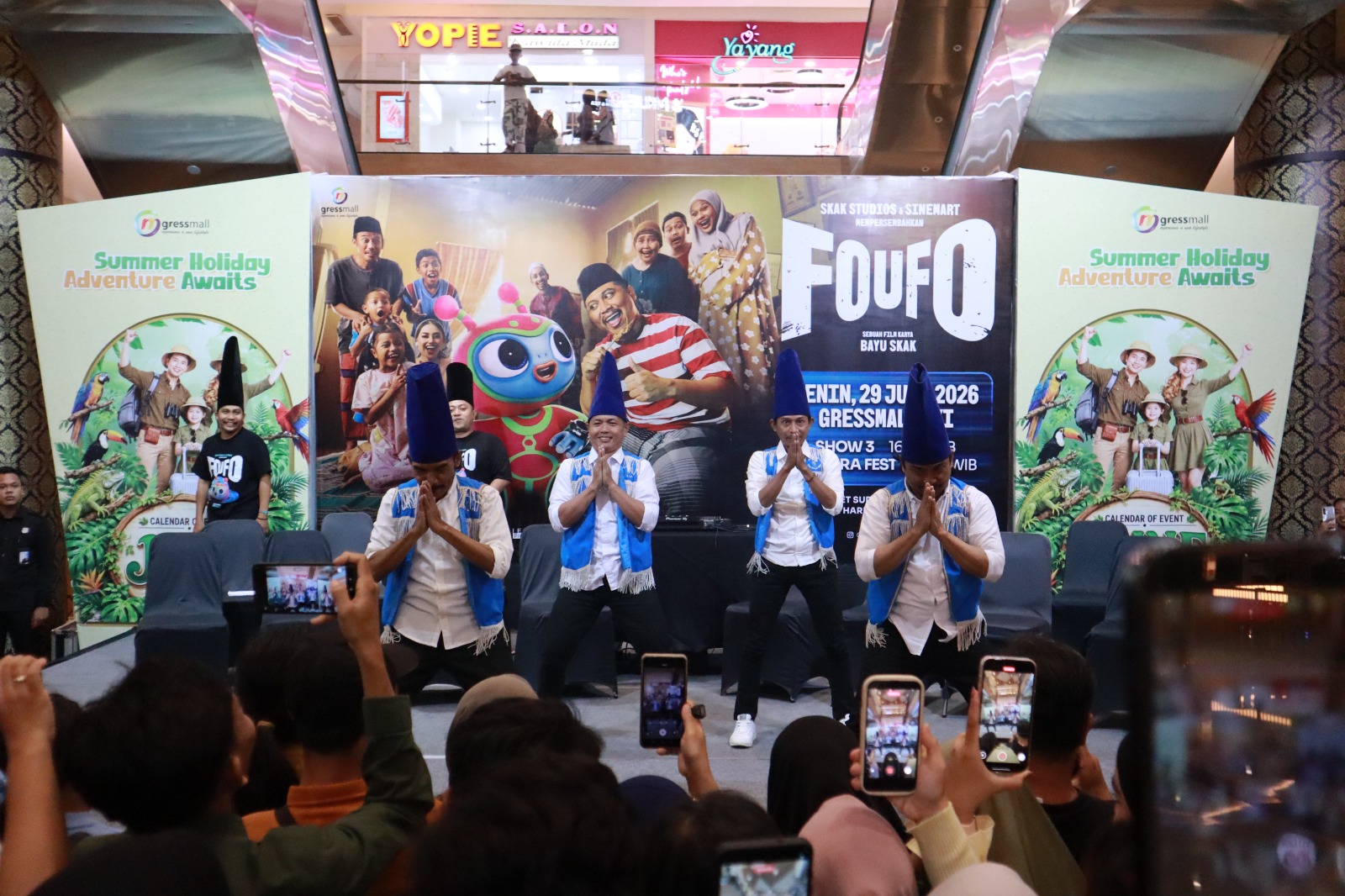 Gressmall kembali menghadirkan pengalaman hiburan yang berbeda bagi masyarakat Gresik melalui kolab...